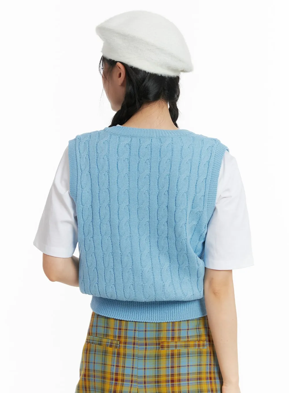 Cable Knit Sweater Vest OM408