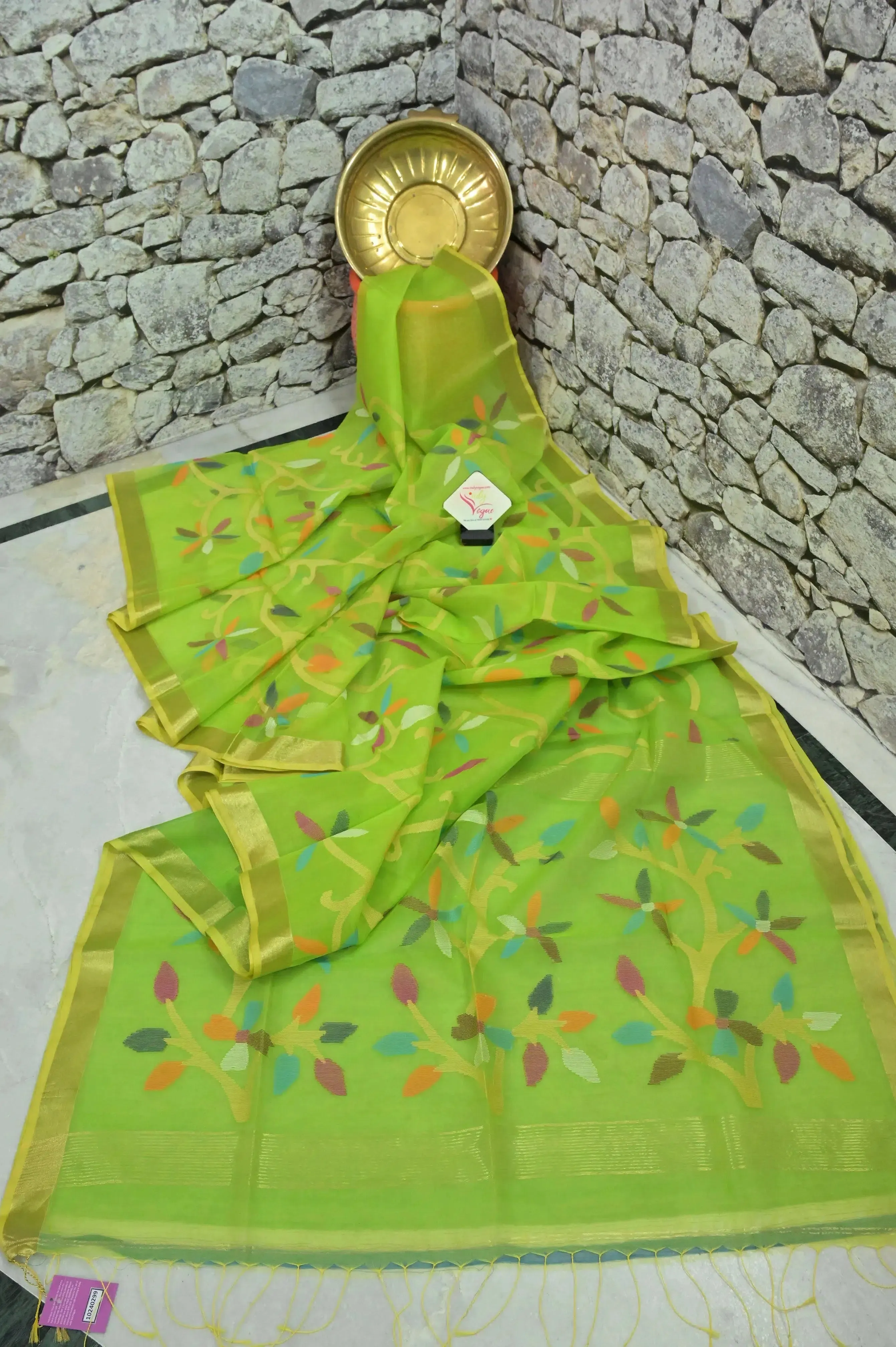 Light Green Color Muslin Jamdani Saree with Allover Weaving