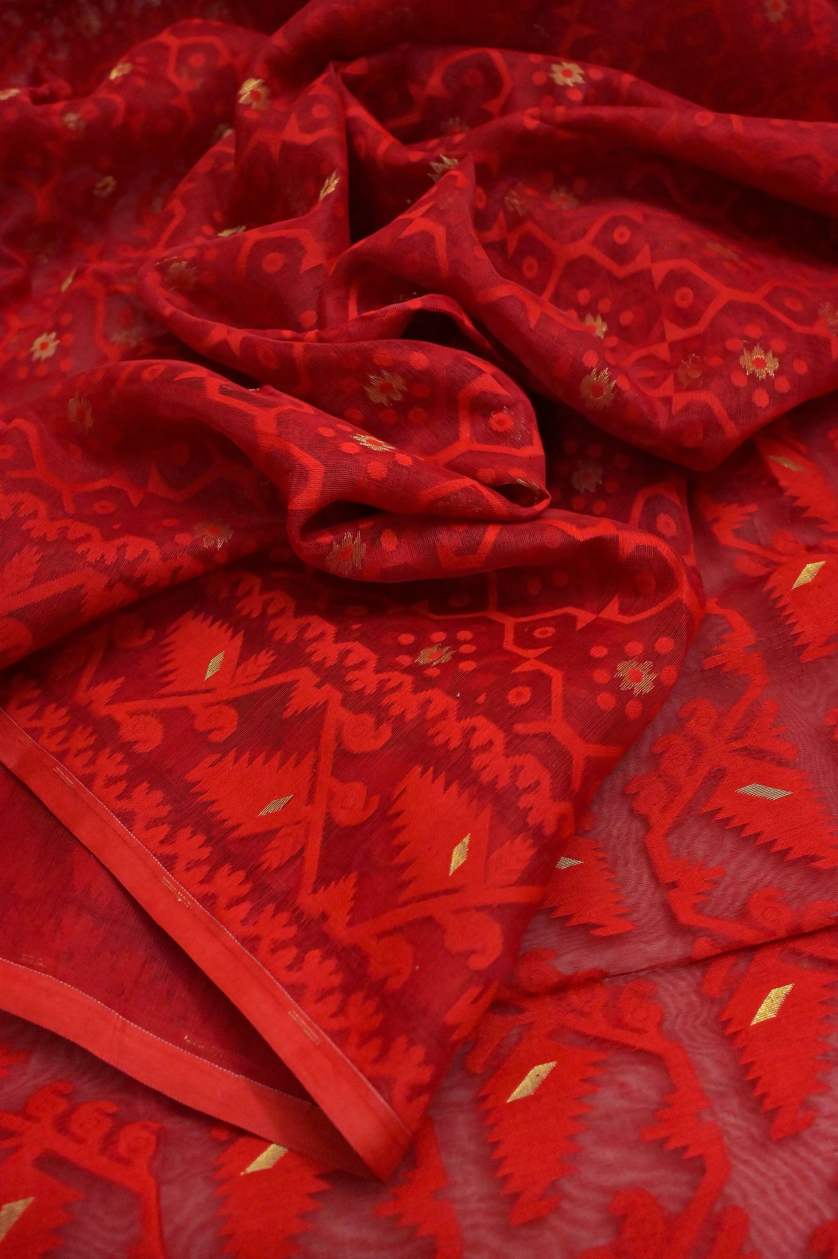 Red Color Pure Jamdani Saree with Blouse Piece